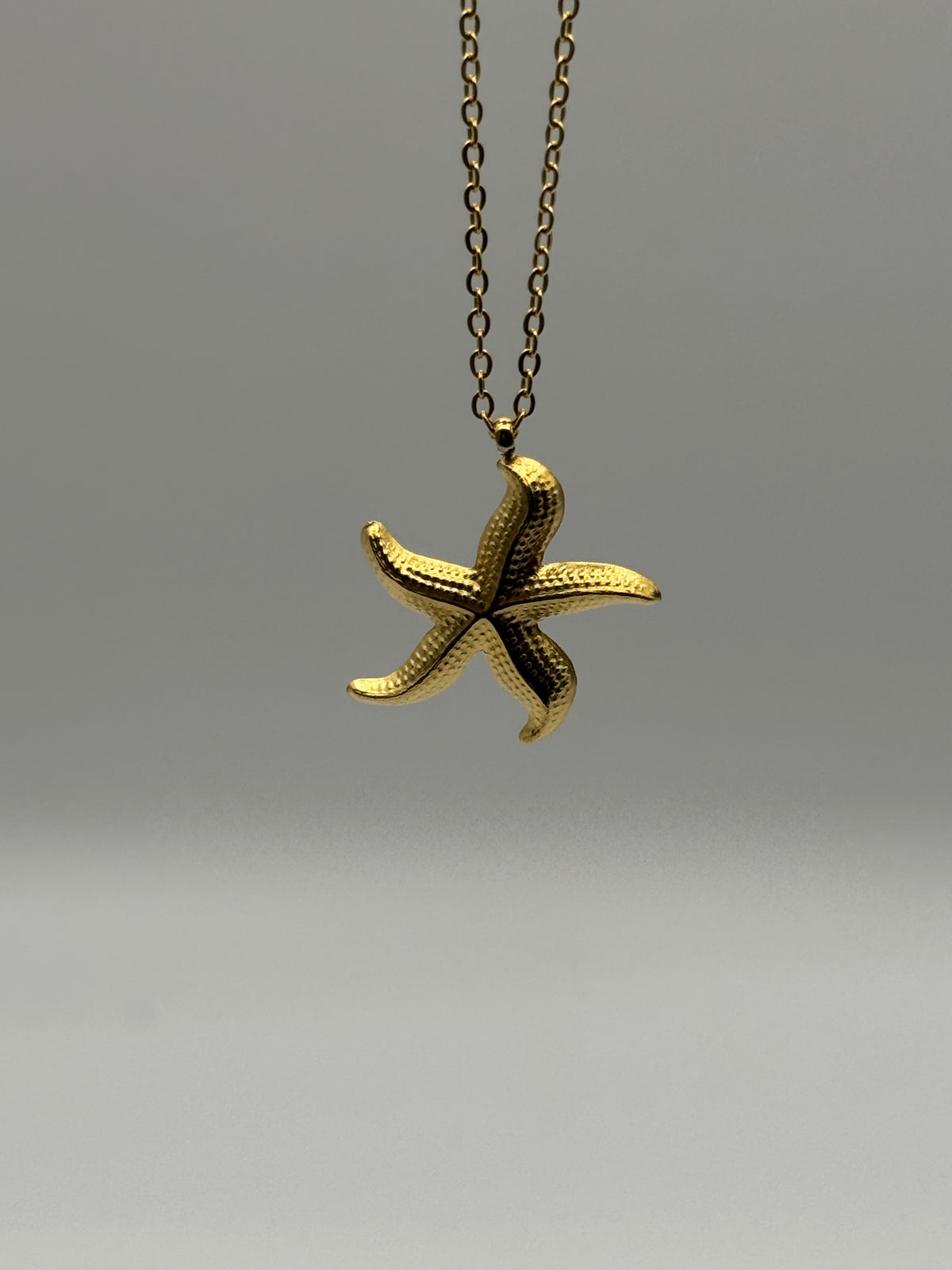Small Starfish Pendant Necklace